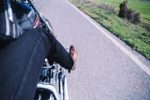 Persona en moto